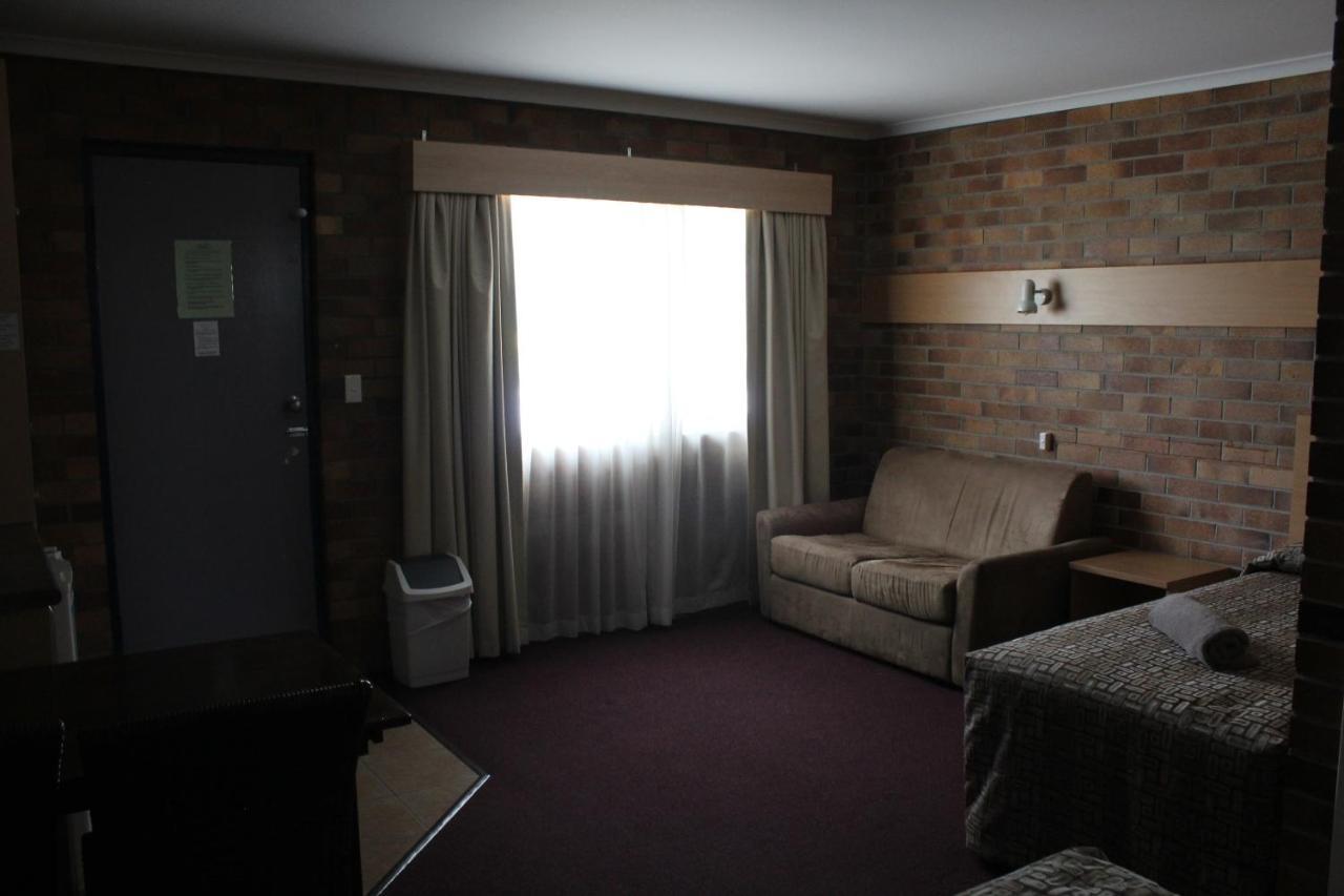 Tally Ho Motor Inn Tenterfield Esterno foto