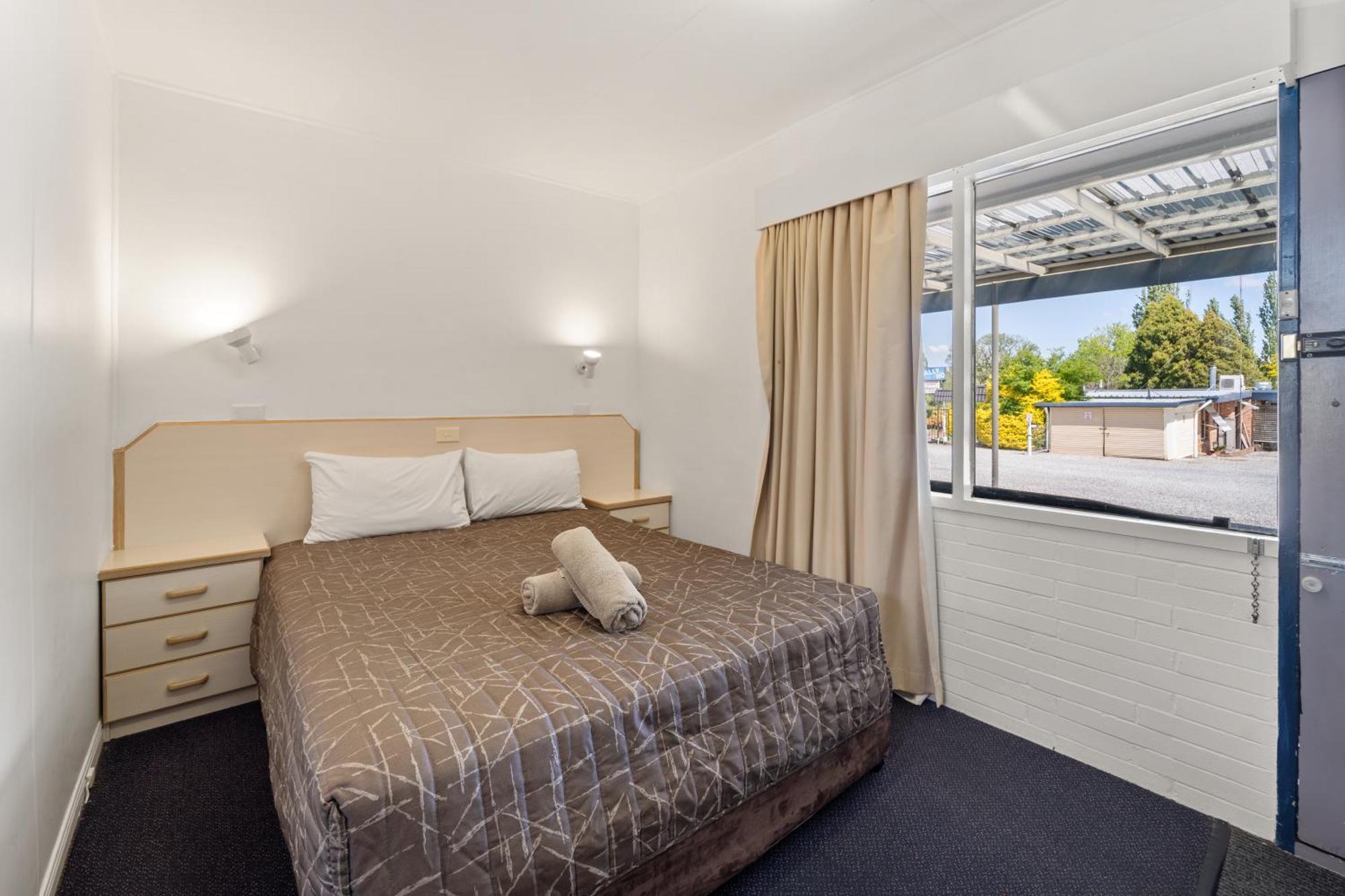 Tally Ho Motor Inn Tenterfield Esterno foto