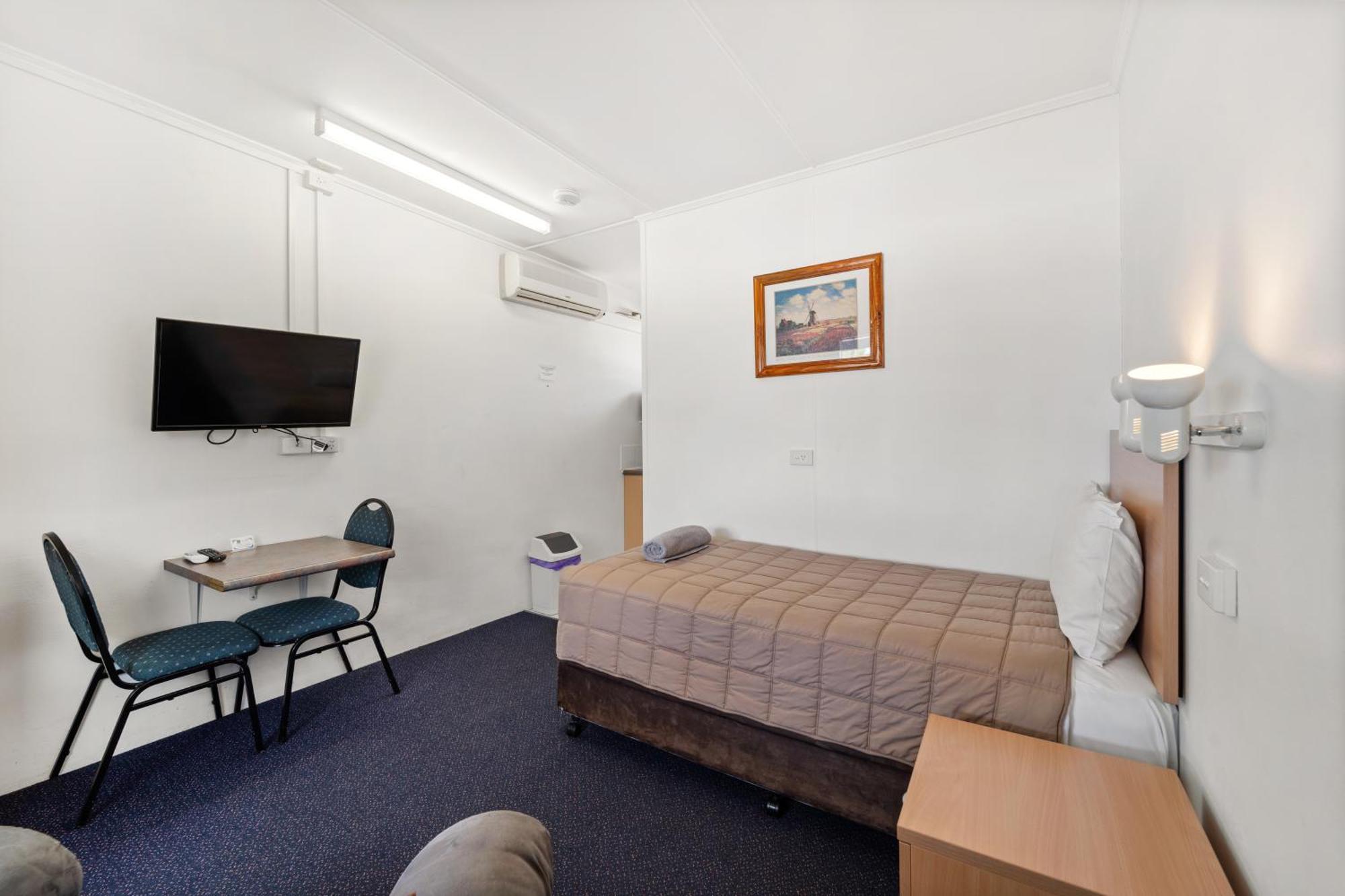 Tally Ho Motor Inn Tenterfield Esterno foto
