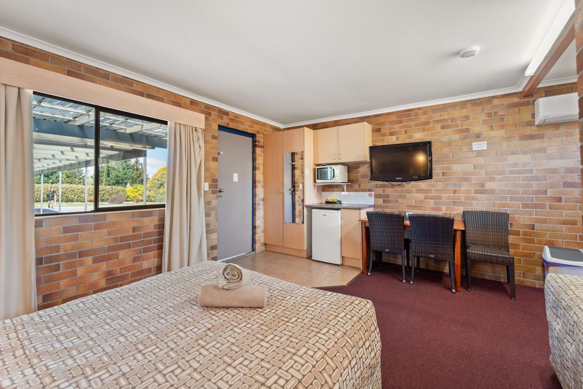 Tally Ho Motor Inn Tenterfield Esterno foto