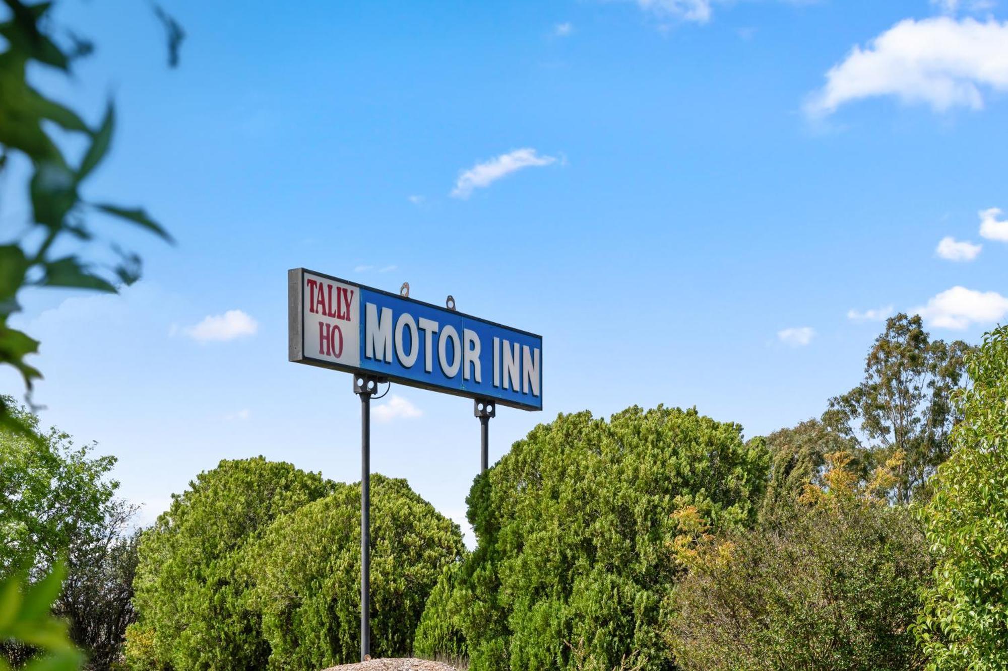 Tally Ho Motor Inn Tenterfield Esterno foto