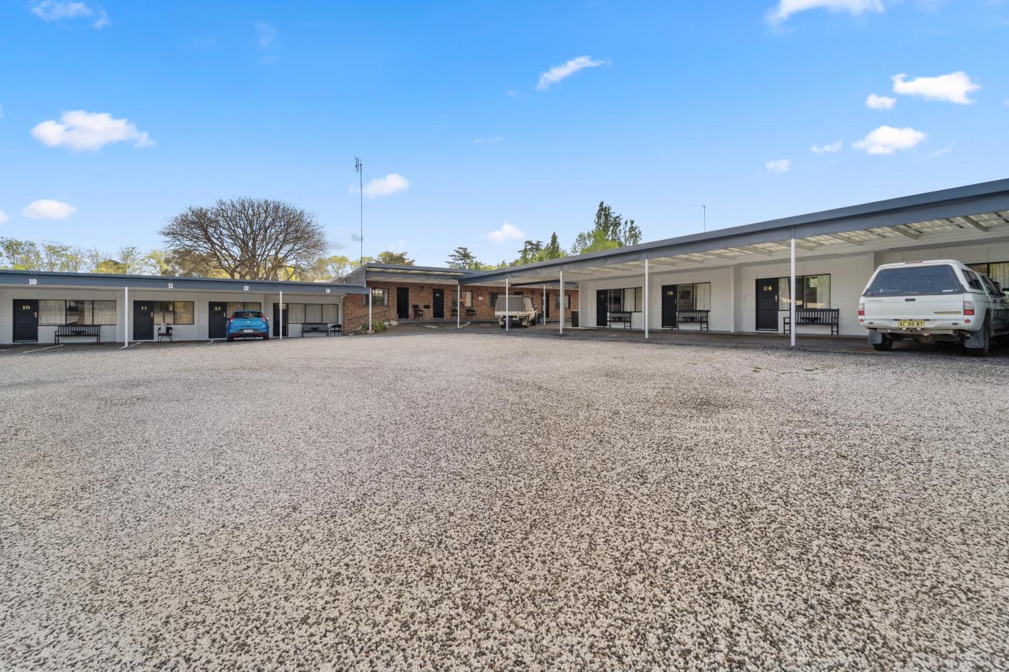 Tally Ho Motor Inn Tenterfield Esterno foto