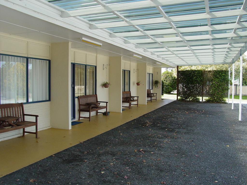 Tally Ho Motor Inn Tenterfield Esterno foto